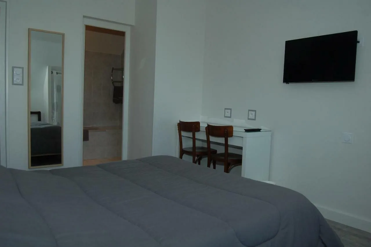 Le Relais Des Primeurs Logis Hotel Taule