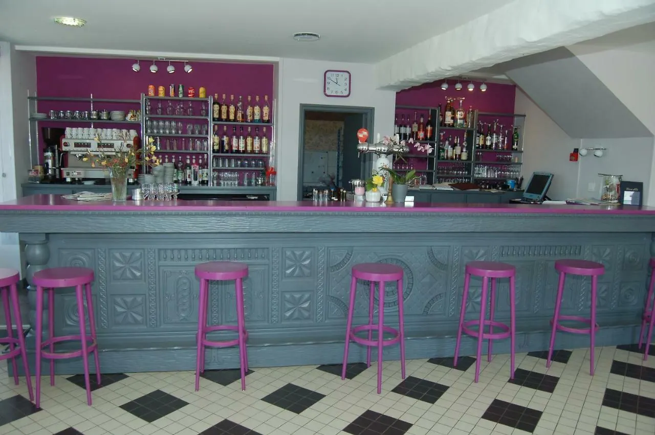 Le Relais Des Primeurs Logis Hotel Taule