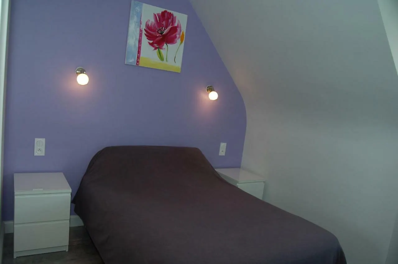 Le Relais Des Primeurs Logis Hotel Taule France